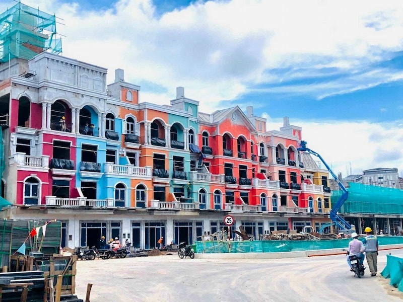 Thời gian bàn giao shop Vinwonders Phú Quốc